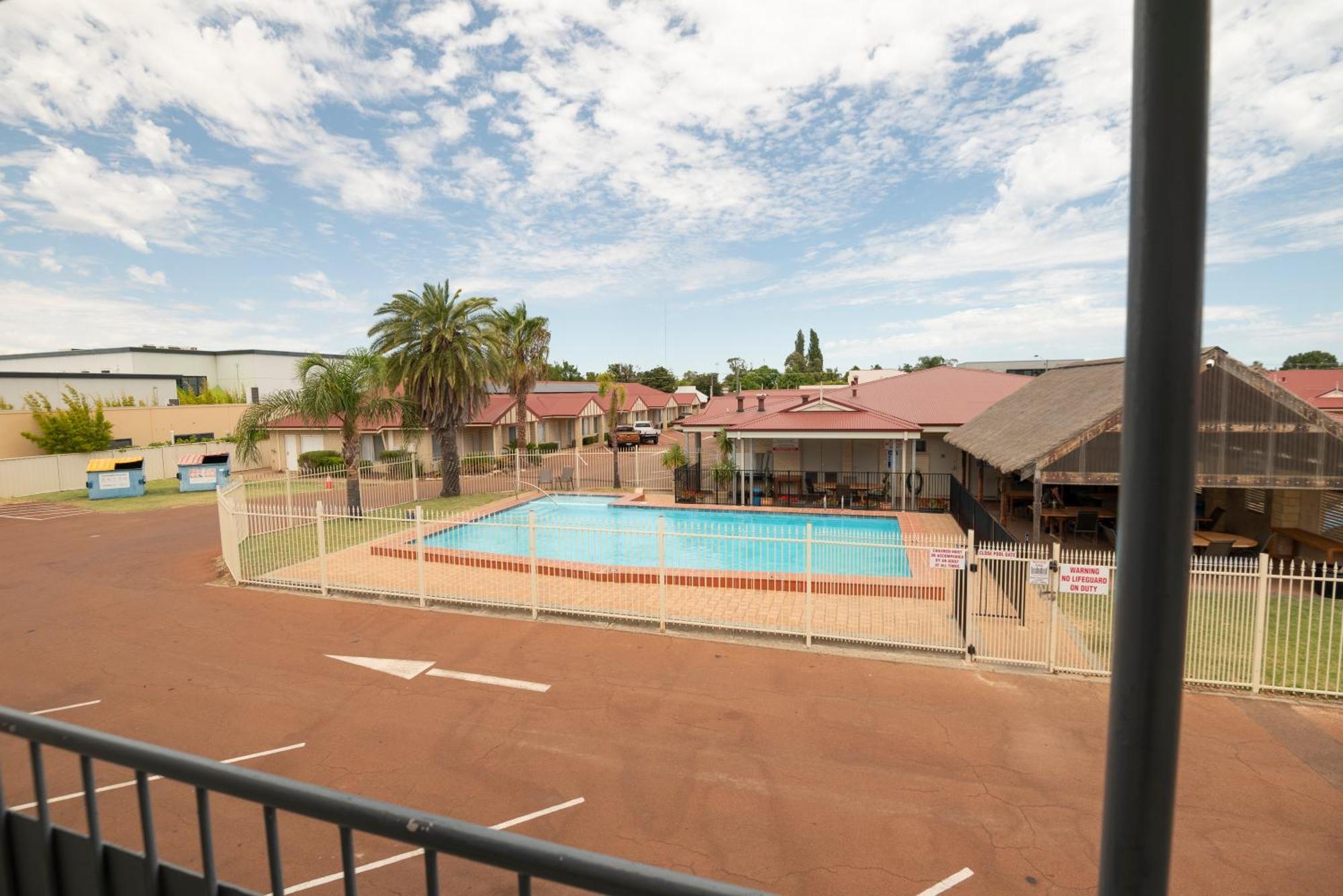 Bunbury Motel And Apartments Kültér fotó